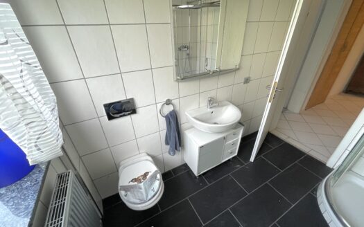 2 Zimmer Wohnung mit neuer Einbauküche in Amöneburg-Roßdorf