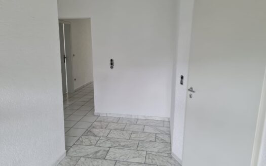 4 Zimmer Wohnung mit Einbauküche u. Garage in Rabenau Geilshausen