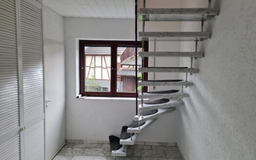 4 Zimmer Wohnung mit Einbauküche u. Garage in Rabenau Geilshausen