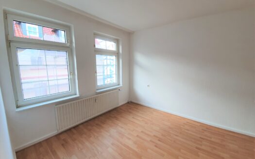 VERMIETET! Zentrale 2 Zimmer Wohnung mit Einbauküche in Kirchhain