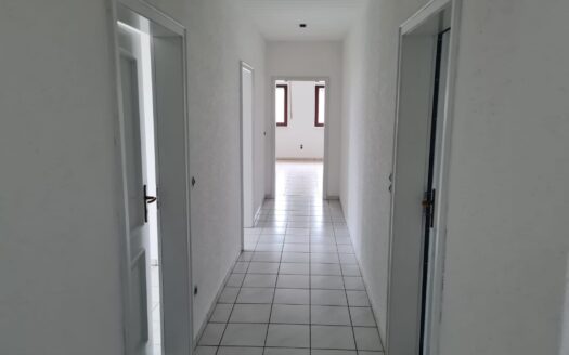 4 Zimmer Wohnung mit Einbauküche u. Garage in Rabenau Geilshausen