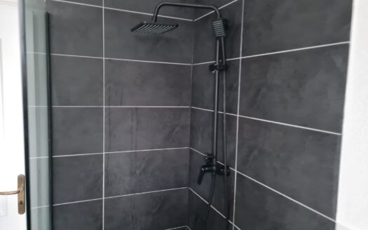 4 Zimmer Wohnung mit Einbauküche u. Garage in Rabenau Geilshausen