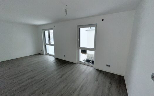 seniorengerechte 3 Zi.- Eigentumswohnung mit Balkon in Neustadt – Neubau (W3)
