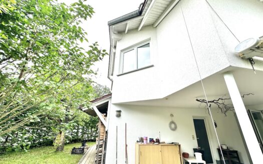 **Traumhaftes Reihen-Eckhaus in Alsfeld – Vielfältigkeit und Modernität vereint