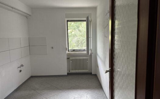 1-2 Familien – Haus mit Garten u Garage in Homberg (Ohm)