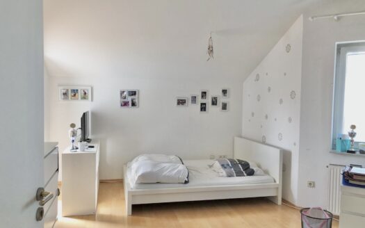 **Traumhaftes Reihen-Eckhaus in Alsfeld – Vielfältigkeit und Modernität vereint