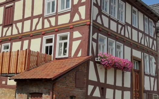VERKAUFT! Charmant saniertes Stadthaus in Kirtorf