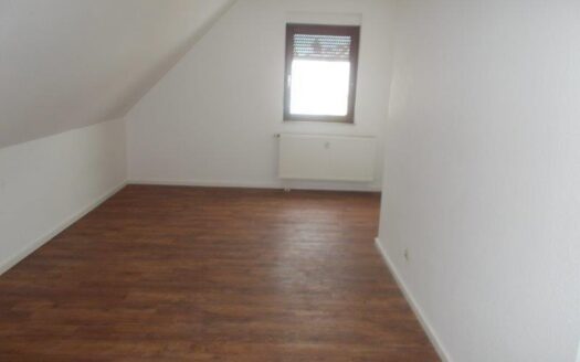 2 ZKB Wohnung mit Einbauküche in Kirtorf