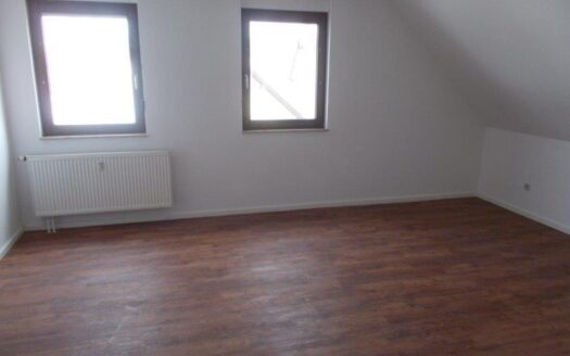 2 ZKB Wohnung mit Einbauküche in Kirtorf