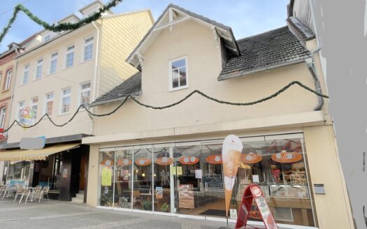 WOHN- u. GESCHÄFTSHAUS im Herzen von KIRCHHAIN – RENDITEOBJEKT
