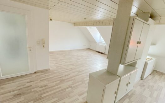 WOHN- u. GESCHÄFTSHAUS im Herzen von KIRCHHAIN – RENDITEOBJEKT