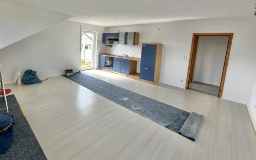 Helle 2-Zimmer-Wohnung mit Sonnenbalkon in Amöneburg-Roßdorf – ab sofort verfügbar!
