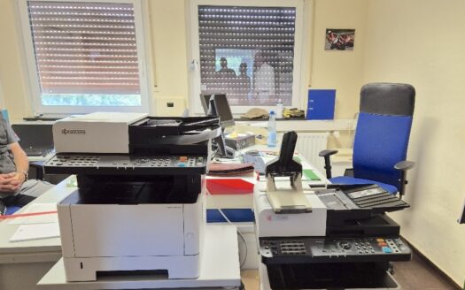 Gewerbeimmobilie – Halle –  Wohnhaus  – Büro und vielseitige Lagerflächen in Zell (Romrod)