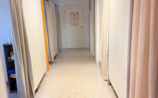 Attraktive Praxisfläche in zentraler Lage – ideal für Nachfolger oder neue Konzepte