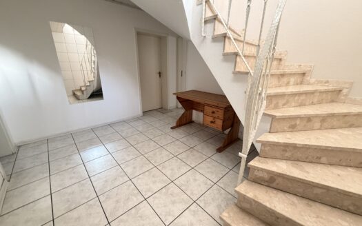 Attraktive Praxisfläche in zentraler Lage – ideal für Nachfolger oder neue Konzepte