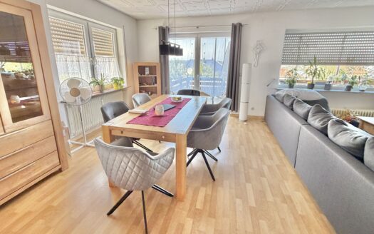 Erdgeschosswohnung m großem Balkon in Püttlingen-Köllerbach
