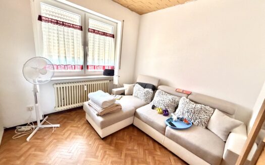 Erdgeschosswohnung m großem Balkon in Püttlingen-Köllerbach