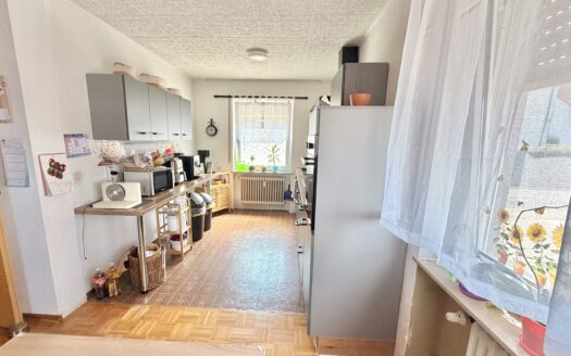 Erdgeschosswohnung m großem Balkon in Püttlingen-Köllerbach