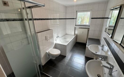 Erdgeschosswohnung m großem Balkon in Püttlingen-Köllerbach