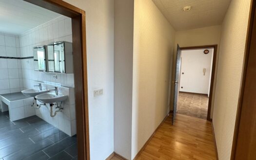 Erdgeschosswohnung m großem Balkon in Püttlingen-Köllerbach