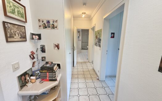 Großzügiger Bungalow mit geschütztem Garten. Viel Platz. Privatsphäre. Raum für persönliche Pläne