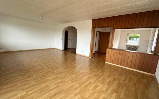 Erdgeschosswohnung m großem Balkon in Püttlingen-Köllerbach