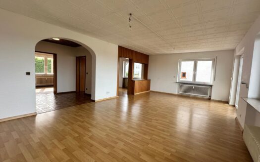 Erdgeschosswohnung m großem Balkon in Püttlingen-Köllerbach